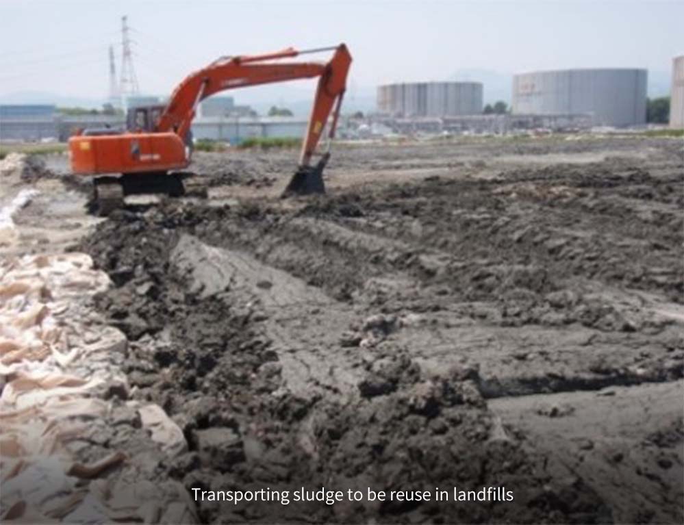 Transporting sludge to be reuse in landfills